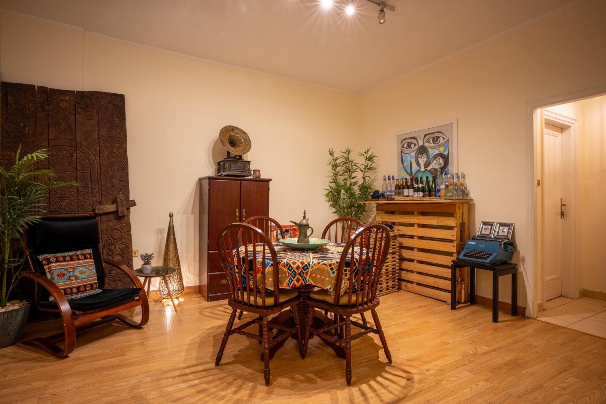 Vintage Vibrant Space ! Apartmán