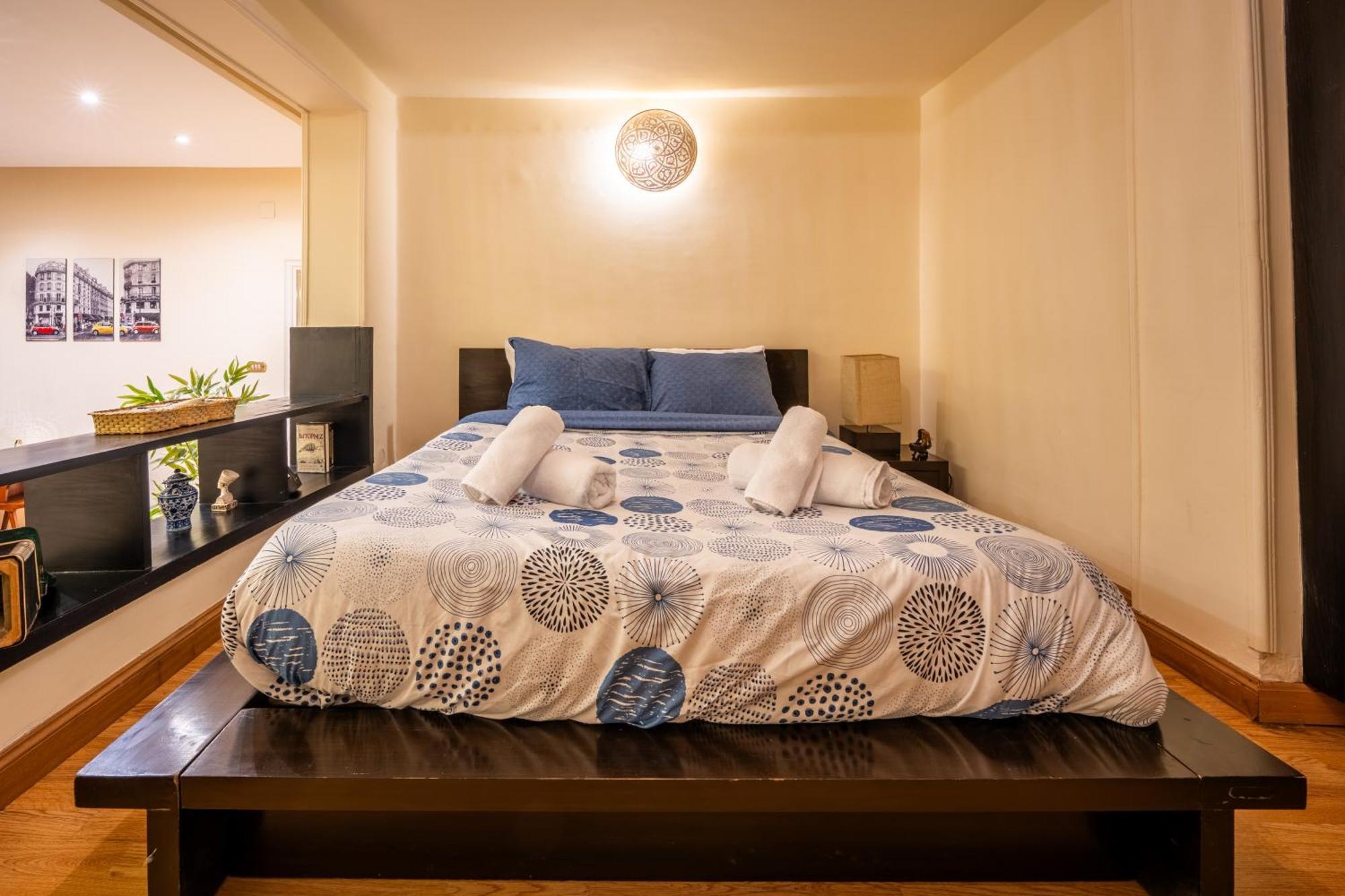 Vintage Vibrant Space ! Apartament *